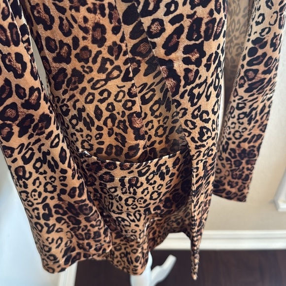 Leopard Print Open-Front Blazer Turquoise Haven Pockets - Picture 3 of 5